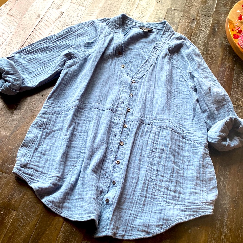 Intro. Tunic style shirt